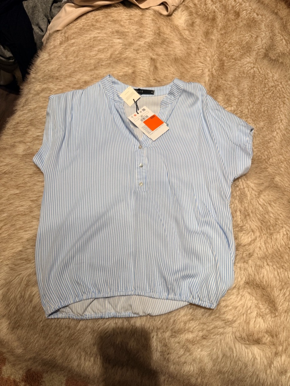 Light Blue & White Striped Button up Blouse size XS NWT - Picture 2 of 4